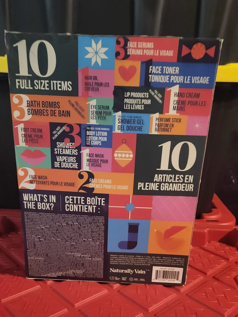 NWT Huge Box Vain 24 Days of Products for Bath and Body Advent Calendar